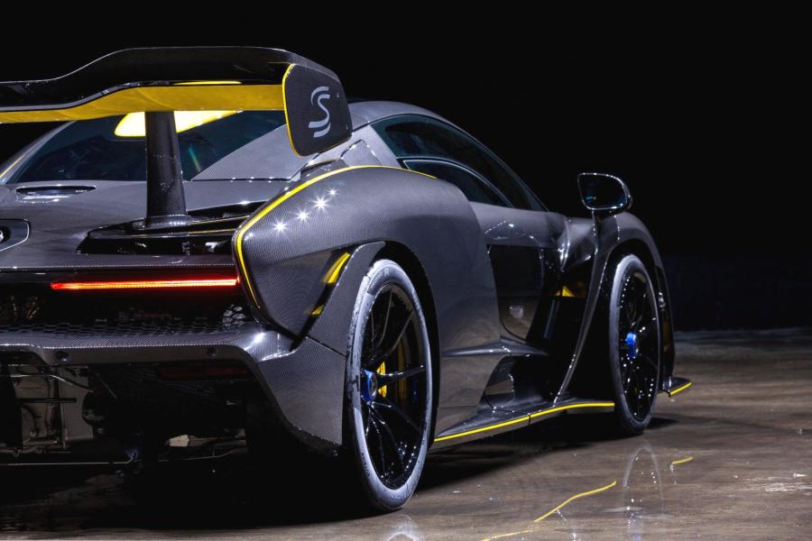 Детали экстерьера McLaren Senna Gloss Carbon (252/500) 2019 года  (AU) (фото 12 из 27)